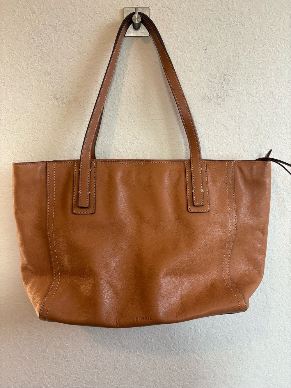FOSSIL WOMEN'S EMMA TAN LEATHER  
TOTE SHOULDER BAG 17” x 10”